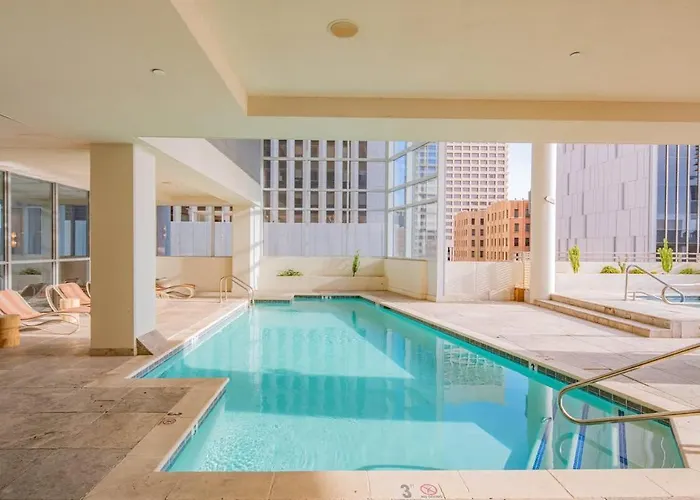 Near Chase Field Balcony Pool Gym Parking Wd Apartment Phoenix