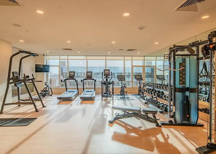 Apartment Near Chase Field Balcony Pool Gym Parking Wd *