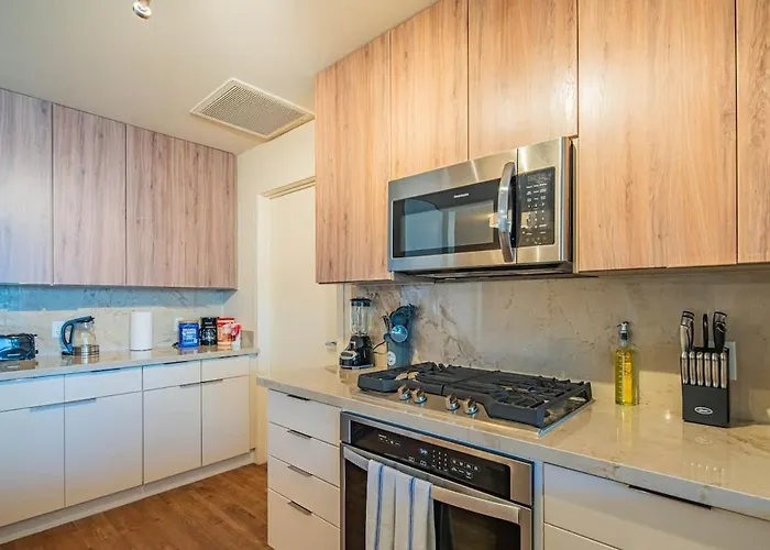 Apartment Near Chase Field Balcony Pool Gym Parking Wd