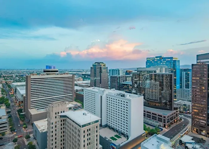 Near Chase Field Balcony Pool Gym Parking Wd Phoenix